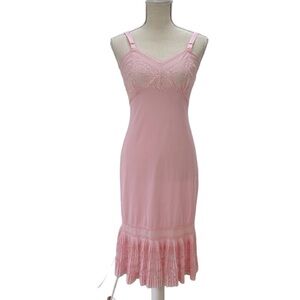 Vtg Top Form Pink Nylon Midi Nightie Negligée Chemise‎ Pleated Lace Hem S…